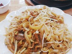 干炒牛河-南记食粥坊·宵夜大排档(岭南分店)