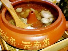 -云海肴·汽锅鸡·云南代表菜(天山百盛优客店)