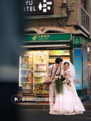 点击看大图 -蒙娜丽莎婚纱摄影(鲁邦店)
