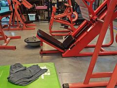 -KingBull私教健身&格斗订制(龙井商业中心店)