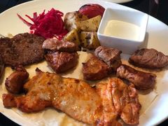 -Efes Turkish & Mediterranean Cuisine 艾菲斯餐厅(陆家嘴店)