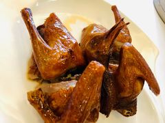 生烧乳鸽皇-广州酒家(花都店)