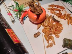 -刘姐啤酒鱼民族演艺餐厅(西街总店)