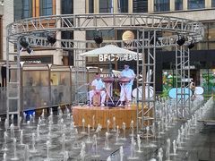 -wineapp葡萄酒餐吧(外滩金融中心店)