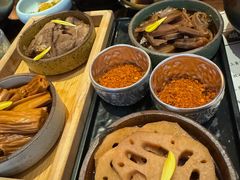 -银米·云南传统过桥米线(双廊黑金冠店)