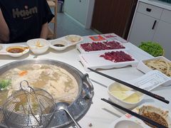 -浪里寻·臻牛养生牛肉火锅(方圆荟店)