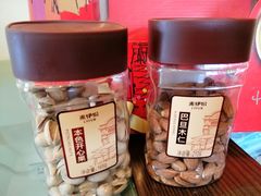 -来伊份(我格广场武宁路店)