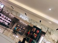 -Gucci(重庆IFS店)