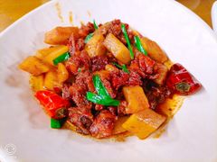 -隔壁老王·家常云南菜(花巷店)