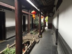 -唔呶喔哩酒家(生产街店)