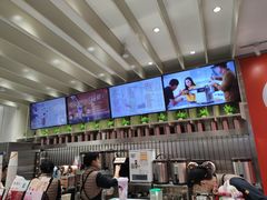 -CoCo都可(湖滨银泰店B区店)
