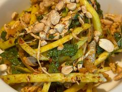 柠檬辣青芒手撕鸡-SHAN山(前滩太古里店)