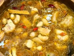 -威邵鸡煲(西华路总店)