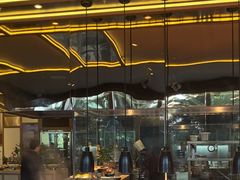 -大中华希尔顿酒店-念自助餐·嗨啤·小龙虾