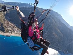 -费特希耶滑翔伞