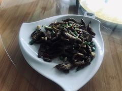 椒盐小鱼-领鲜土菜馆