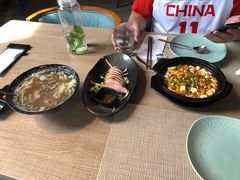 -野米东南亚餐厅(欢乐海岸店)