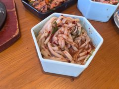 -包整·丝娃娃(一览甲秀楼风景店)