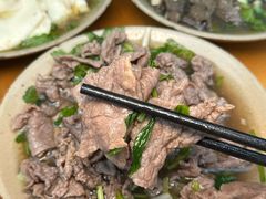 -大众跷脚牛肉馆·非遗传承单位(峨眉山店)