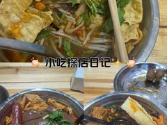 -柳州肥姨妈大骨螺蛳粉(曹路店)