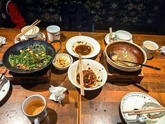 -洞庭土菜小炒馆(易发广场店)