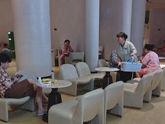 -涨巢·潮玩水疗局