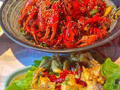 -肥肥虾庄·金牌油焖大虾(汉街SKP店)