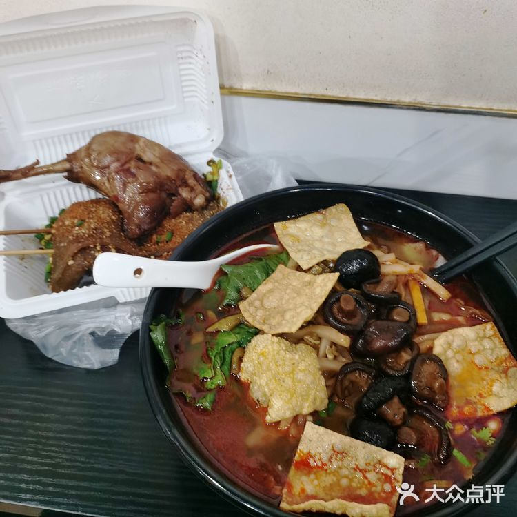曲靖一家 超级好吃的螺蛳粉！