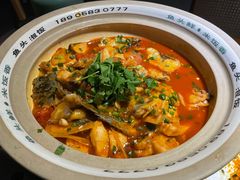 -魏铭鱼头捞饭(晋阳路店)