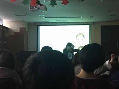 -金夫人化妆摄影职业培训学校