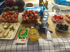 -玩坞轰趴馆·户外团建聚会主题生日派对馆(世豪广场店)