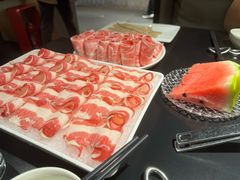 -鲜入唯煮·港式海鲜牛肉火锅(金宝街店)
