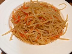 -纳鲁孜·新疆特色餐厅(上海悦荟广场店)