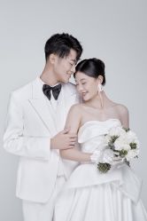 -挪娅婚纱摄影皇家会所