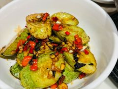 -味上湘菜馆(阿波罗店)