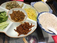 -哈啾嗨·新概念蒙餐(红星新城店)