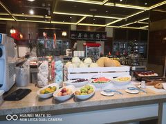 水果-大中华希尔顿酒店-念自助餐·嗨啤·小龙虾