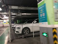 -苏宁广场-停车场