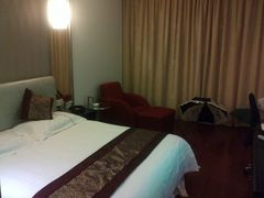 房间-白玉兰酒店(上海田子坊马当路地铁站店)