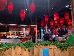 大堂-老滇山寨•云南特色菜•地方菜•民族风情歌舞表演(金碧店)