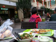 -海口骑楼小吃街