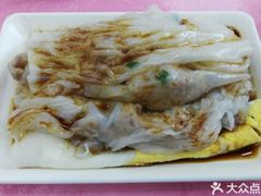 瘦肉鸡蛋肠粉-琼发酒楼