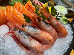 三文鱼刺身-晶吉·居酒屋·日本料理·烧鸟(中山区民主广场经典生活店)