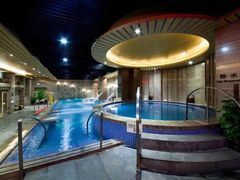 -珠海棕泉水疗酒店(拱北口岸高铁站店)