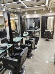 -Tipo Hair salon（明星）店