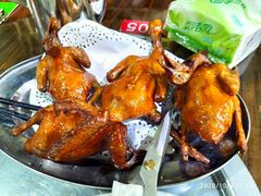 红烧乳鸽-石岐乳鸽村(南海第三分店)