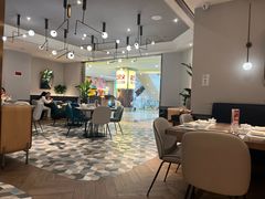 -港丽餐厅(来福士店)
