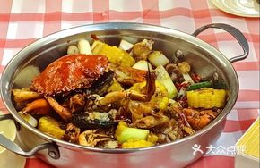 Large Crab Dish