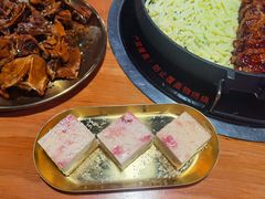 -肥肥虾庄·金牌油焖大虾(杨园滨江时代walk店)