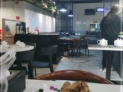-黄弟大排档·湖南菜·小龙虾·小海鲜(凯旋北路店)